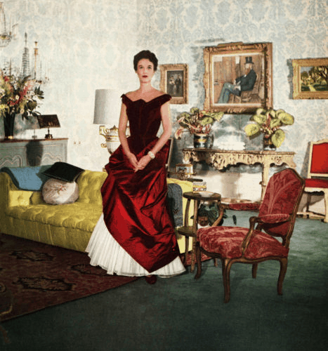 Living interior interior design for Babe Paley by Billy Baldwin