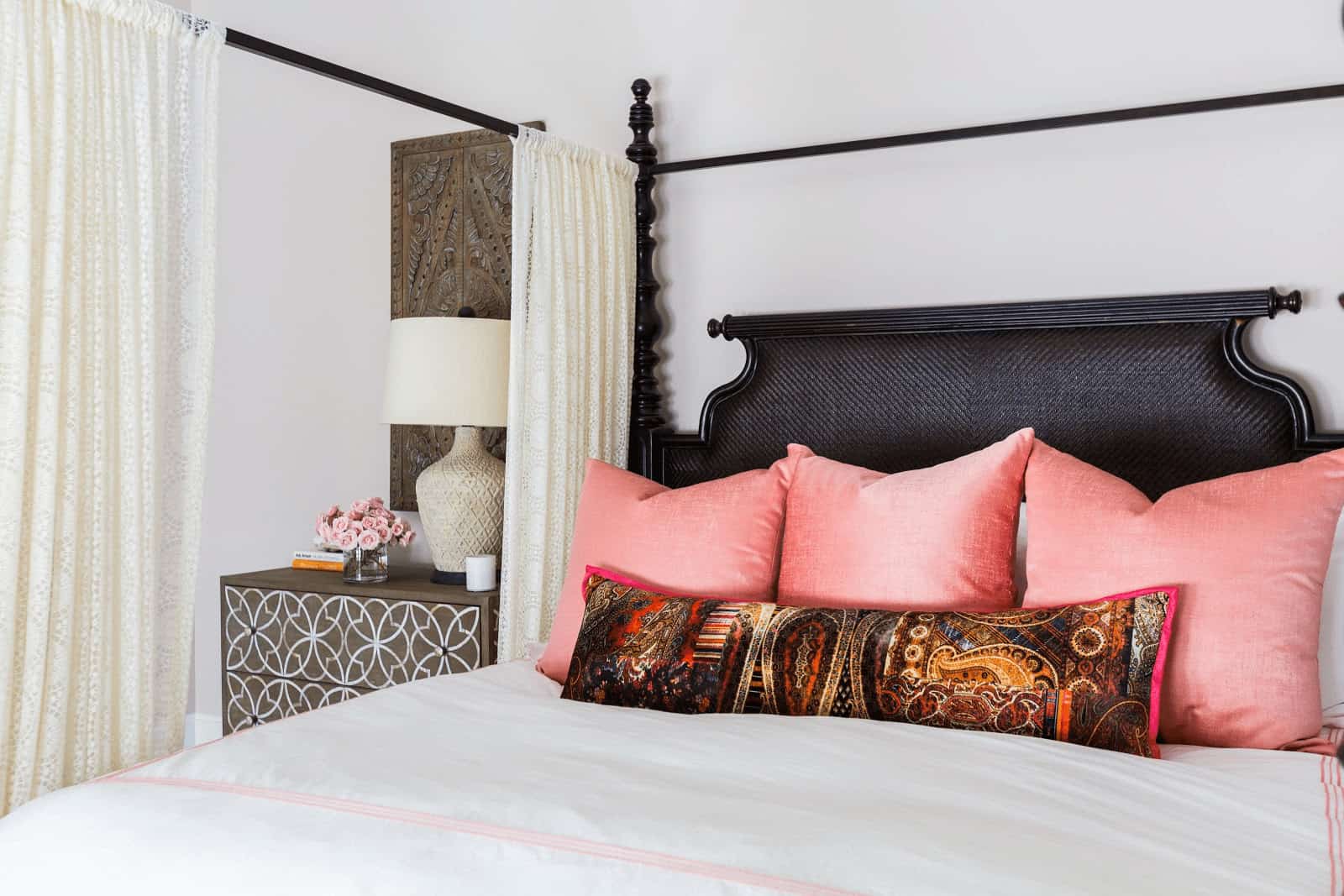 Best pillow styles for a perfectly polished bedroom