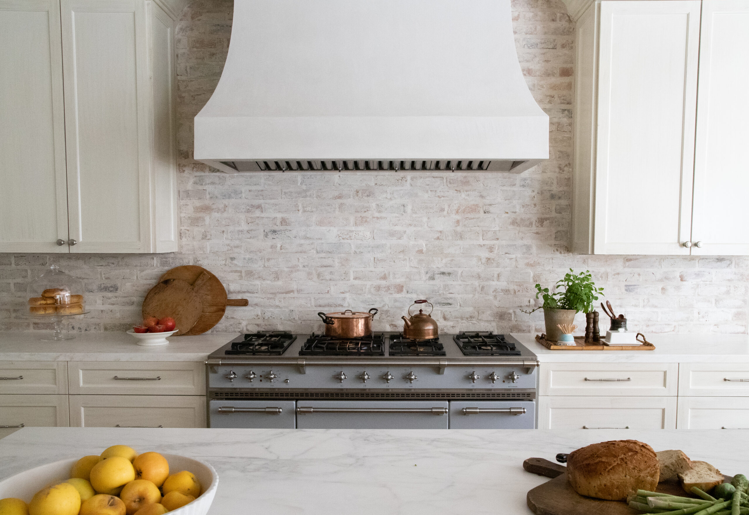 How to Choose the Best Vent for Your Wood Range Hood